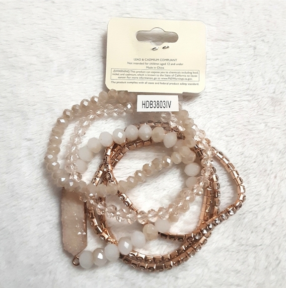 Assorted Bracelet Set - Picture 4 of 6